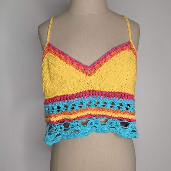 Crochet hand made top - Picture 1 of 7